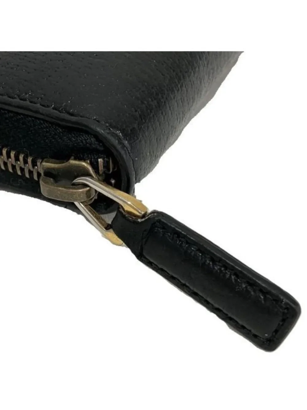 ★SOLD★ Gucci GG Marmont Leather Zip Around Wallet - Picture 6 of 9